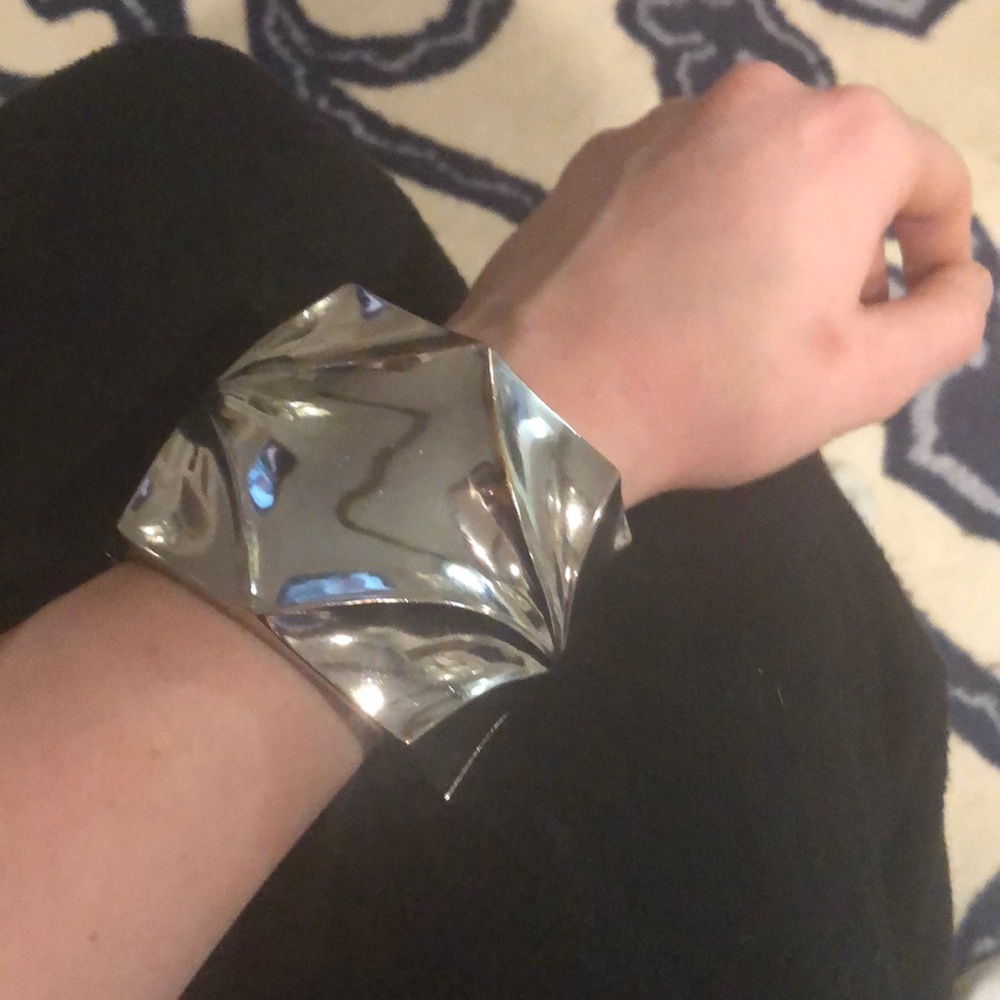 Structured Silver Cuff - Picture 5 of 6